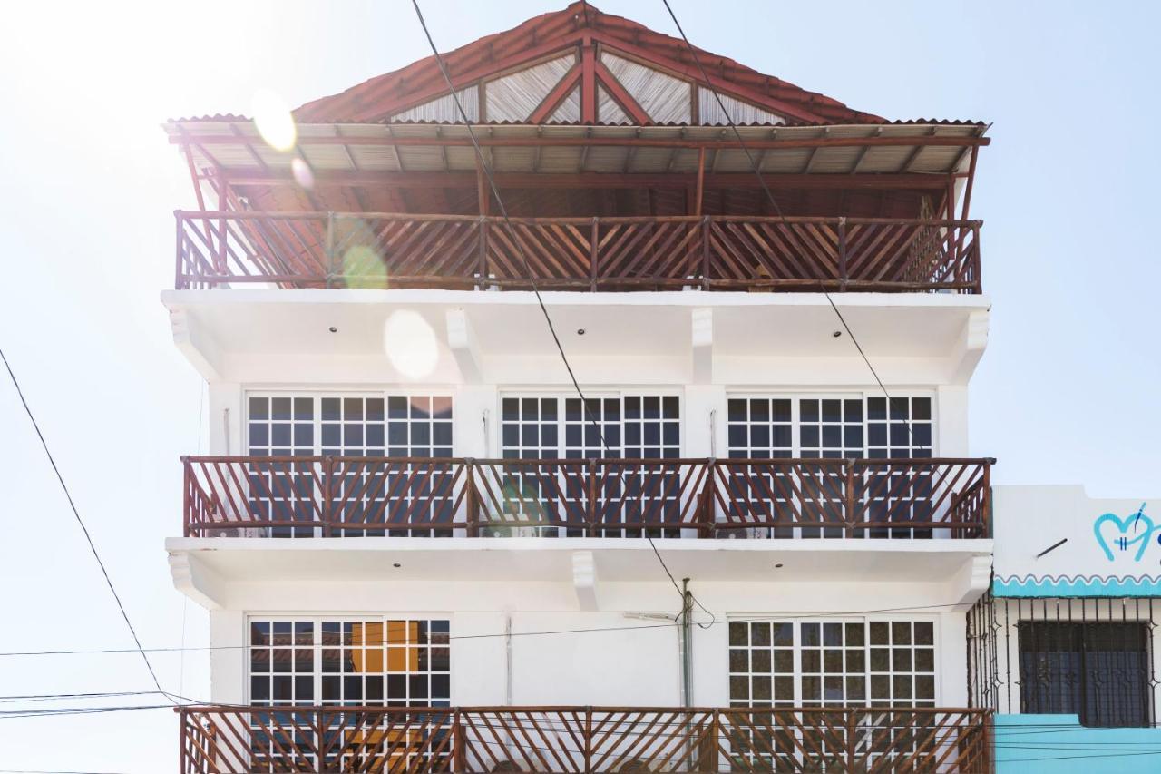 Terraza Dzahui H Hostel Puerto Escondido  Luaran gambar