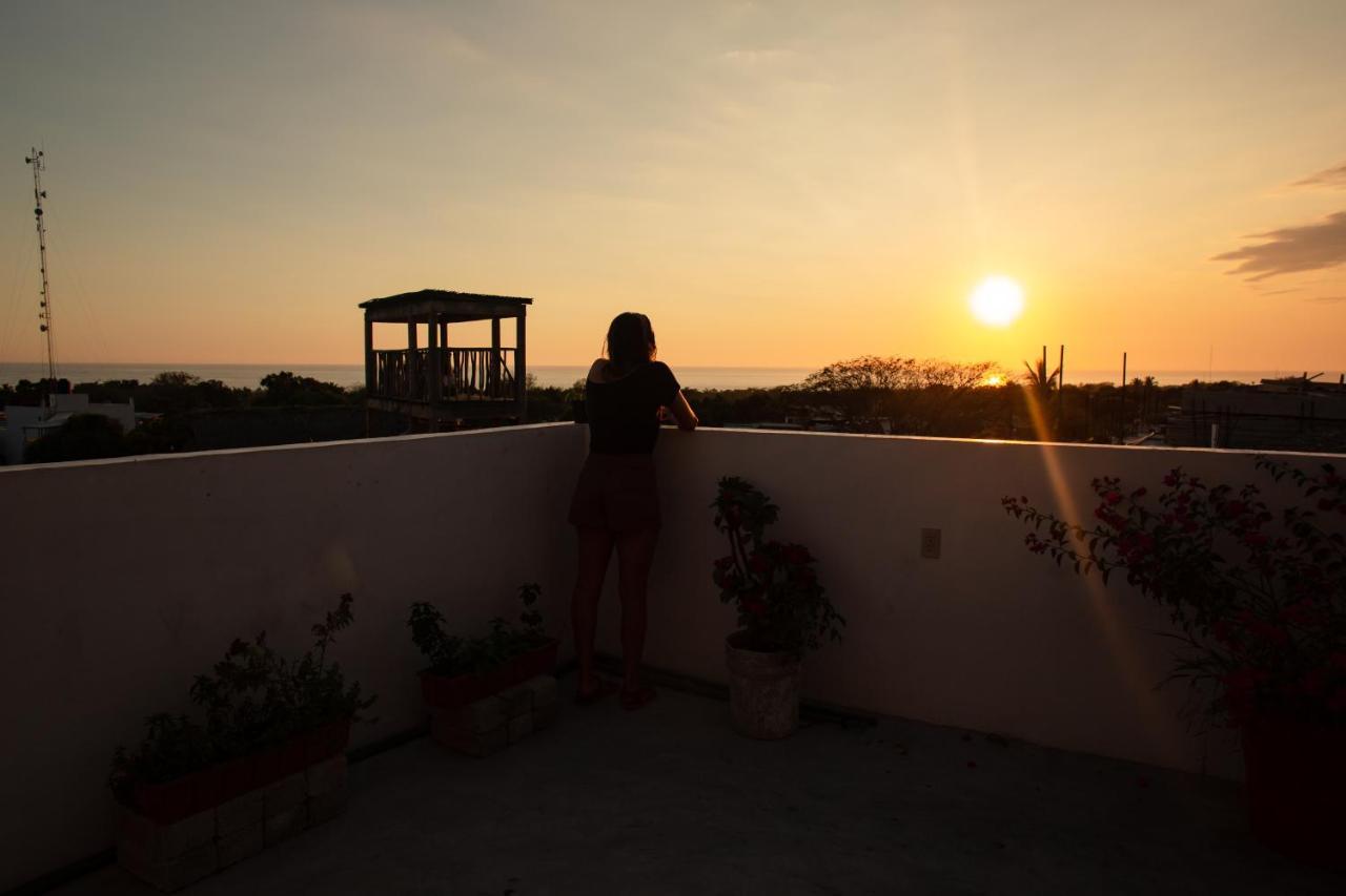 Terraza Dzahui H Hostel Puerto Escondido  Luaran gambar